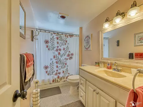 19043 Hyde Park, Trenton, MI 48183 photo 17