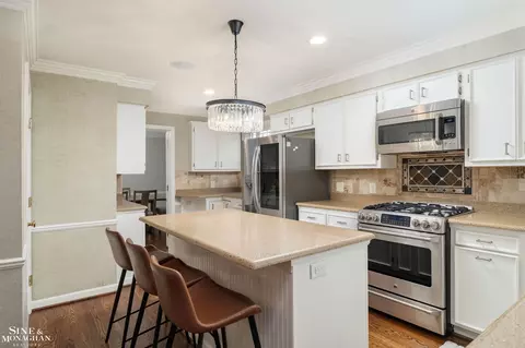 Kitchen - 55 Stanton, Grosse Pointe Farms, MI 48236 photo 3 of 6