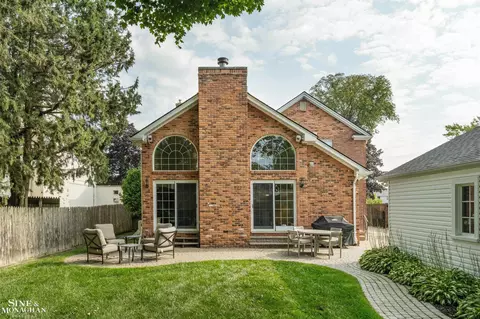 Exterior - 55 Stanton, Grosse Pointe Farms, MI 48236 photo 2 of 7