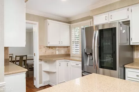 Kitchen - 55 Stanton, Grosse Pointe Farms, MI 48236 photo 4 of 6