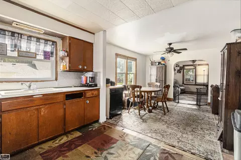 2 Spring, Yale, MI 48097 photo 14
