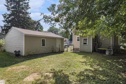 2 Spring, Yale, MI 48097 photo 7