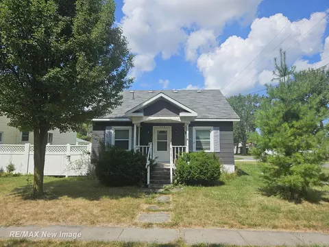 704 Stoker, Saginaw, MI 48604