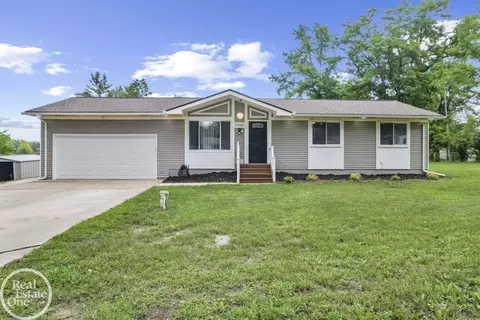 5742 Carroll Lk, Commerce Twp, MI 48382