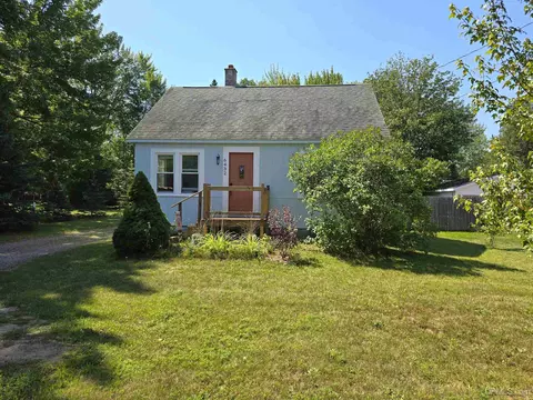 6432 S Us 41, Marquette, MI 49855