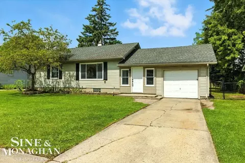 13699 Mckinley, Warren, MI 48089