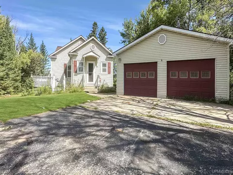 4484 D15, Bark River, MI 49807