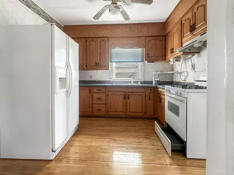 Kitchen - 4484 D15, Bark River, MI 49807 photo 1 of 2
