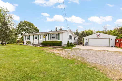 6224 N Adrian, Tecumseh, MI 49286