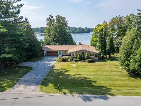 3447 North Br, Beaverton, MI 48612