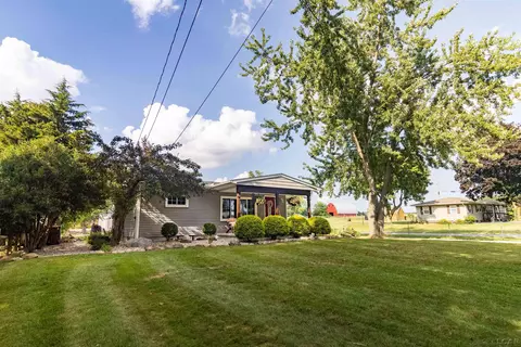 Exterior - 2816 Sharp, Adrian, MI 49221 photo 3 of 20