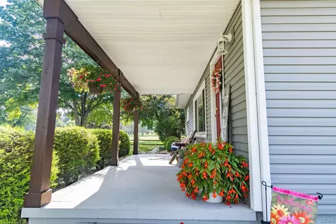 Exterior - 2816 Sharp, Adrian, MI 49221 photo 5 of 20
