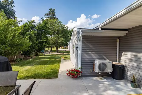 Exterior - 2816 Sharp, Adrian, MI 49221 photo 7 of 20