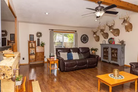 Living - 2816 Sharp, Adrian, MI 49221 photo 4 of 5