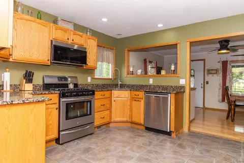 Kitchen - 2816 Sharp, Adrian, MI 49221 photo 2 of 2
