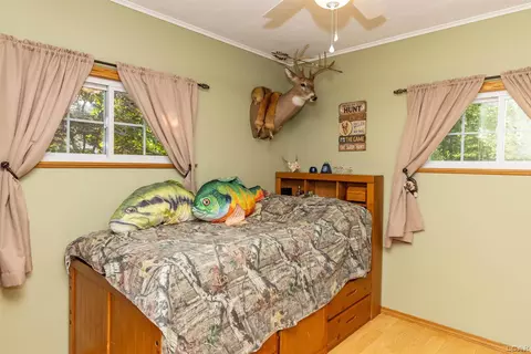 Bedroom - 2816 Sharp, Adrian, MI 49221 photo 4 of 4