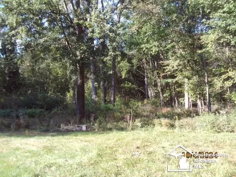 4110 W Temperance, Ottawa Lake, MI 49267
