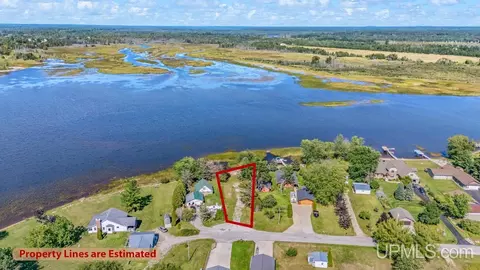 7952 Garth Point 2525, Rapid River, MI 49878
