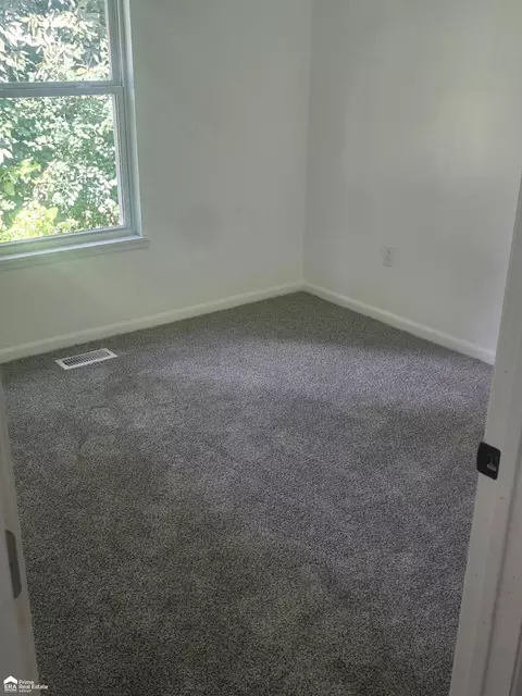 Bedroom - 4217 Oconner, Flint, MI 48504 photo 3 of 3