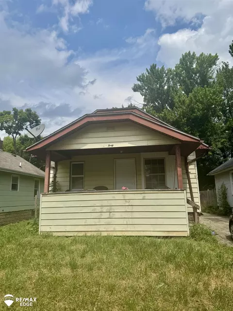 842 Ossington, Flint, MI 48507