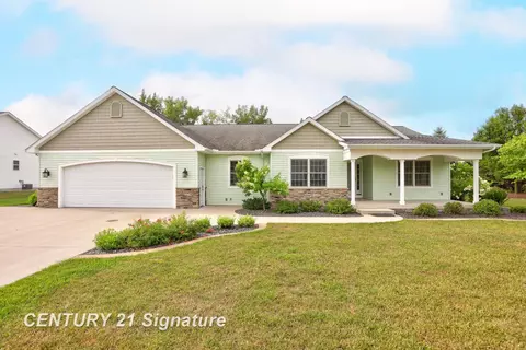 9983 Garner, Freeland, MI 48623