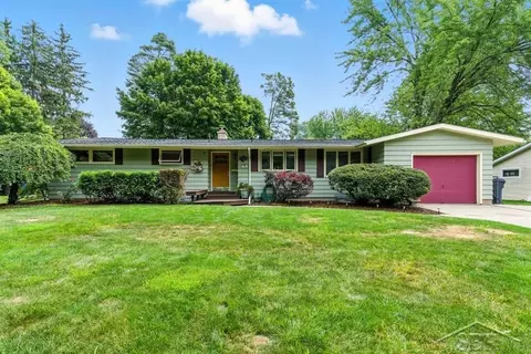 4614 Kingston, Midland, MI 48642