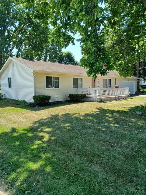 2255 Fairview, Adrian, MI 49221