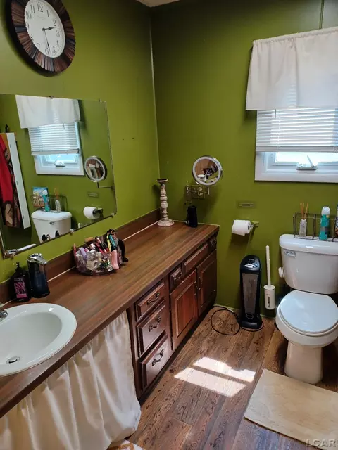 Bath - 2255 Fairview, Adrian, MI 49221 photo 2 of 3