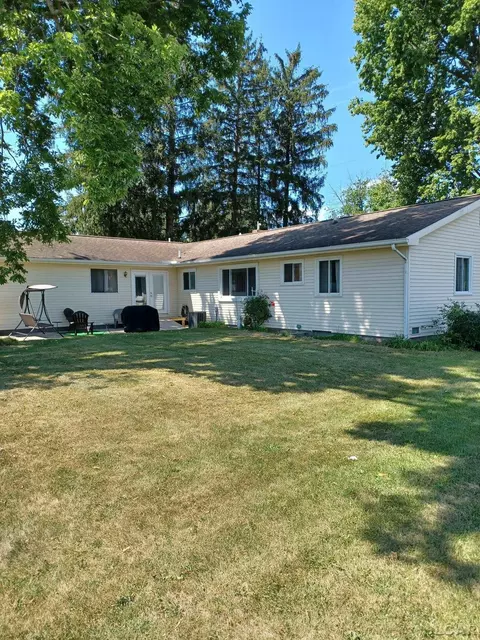 Exterior - 2255 Fairview, Adrian, MI 49221 photo 3 of 6