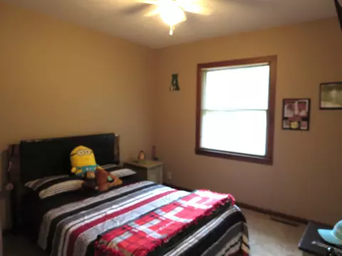 Bedroom - 1031 Chatterton, Gladwin, MI 48624 photo 3 of 4