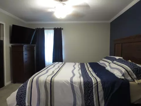 Bedroom - 1031 Chatterton, Gladwin, MI 48624 photo 2 of 4