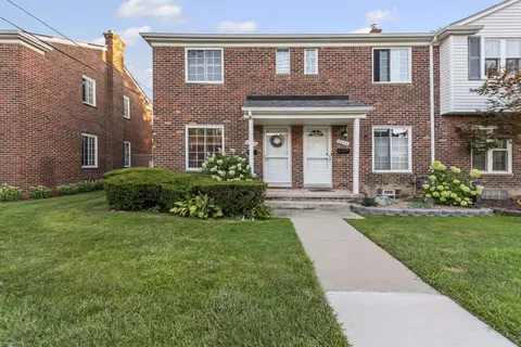 23110 Edsel Frd, Saint Clair Shores, MI 48080