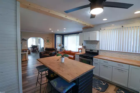 1116 Clinton, Algonac, MI 48001 photo 15