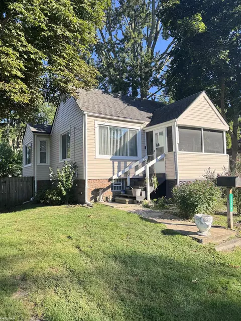 1116 Clinton, Algonac, MI 48001 photo 8