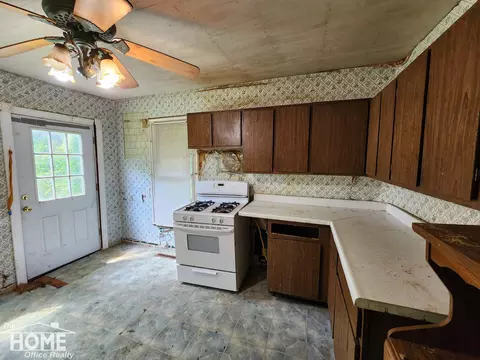 Kitchen - 448 E Oliver, Corunna, MI 48817 photo 1 of 2