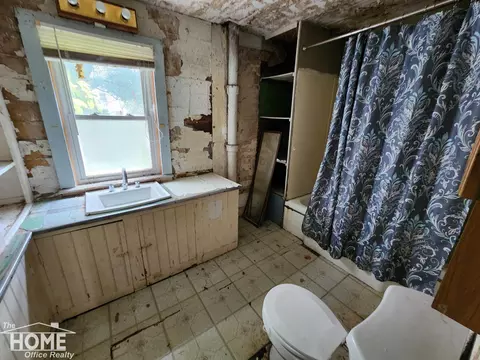 Bath - 448 E Oliver, Corunna, MI 48817 photo 1 of 1