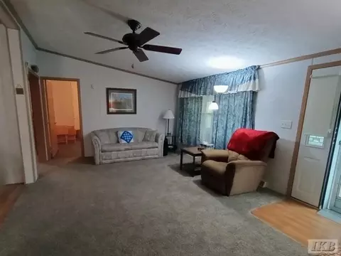 1371 Fairfield, Gladwin, MI 48624 photo 5