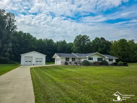 10301 Douglas, Temperance, MI 48182