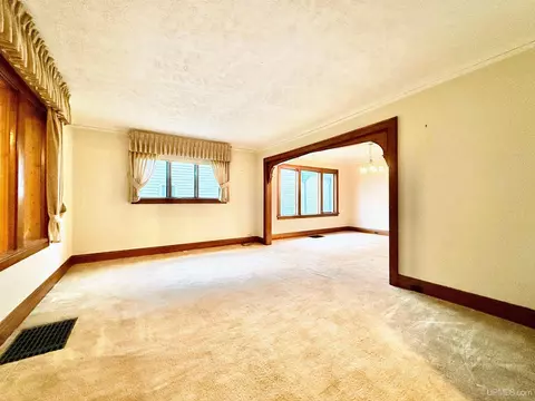 604 S 11th, Escanaba, MI 49829 photo 6