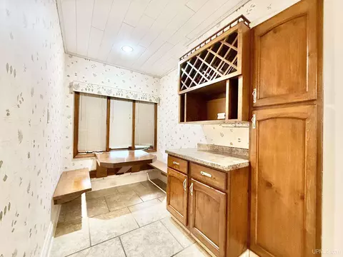 604 S 11th, Escanaba, MI 49829 photo 13