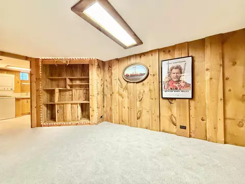 604 S 11th, Escanaba, MI 49829 photo 29