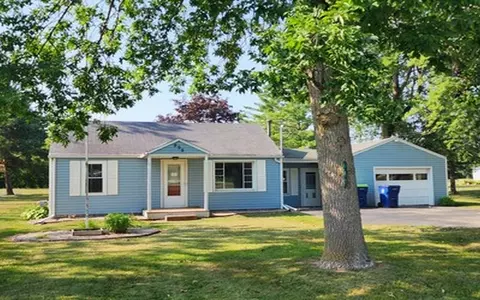 895 Schust, Saginaw, MI 48604