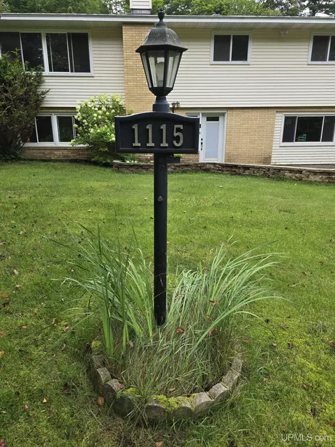 Exterior - 1115 Cooper Lk, Ishpeming, MI 49849 photo 10 of 16