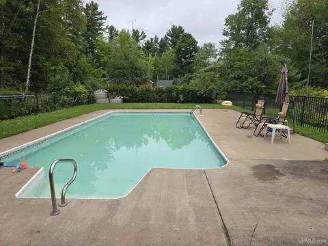 Exterior - 1115 Cooper Lk, Ishpeming, MI 49849 photo 3 of 16