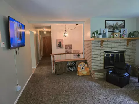 Entry Way - 1115 Cooper Lk, Ishpeming, MI 49849 photo 1 of 4