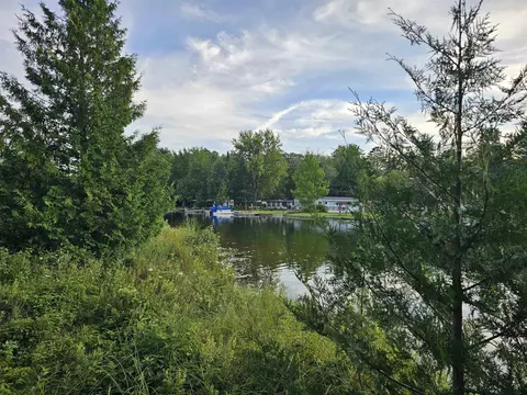 Hamilton, Harrison, MI 48625 photo 3
