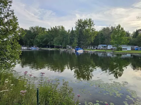 Hamilton, Harrison, MI 48625 photo 2