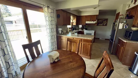 Other - 1338 Calgary, Monroe, MI 48162 photo 4 of 9