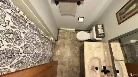 Bath - 1338 Calgary, Monroe, MI 48162 photo 2 of 4