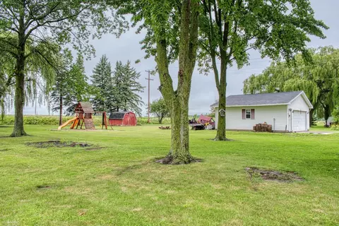 309 N Herring, Ashley, MI 48806 photo 23